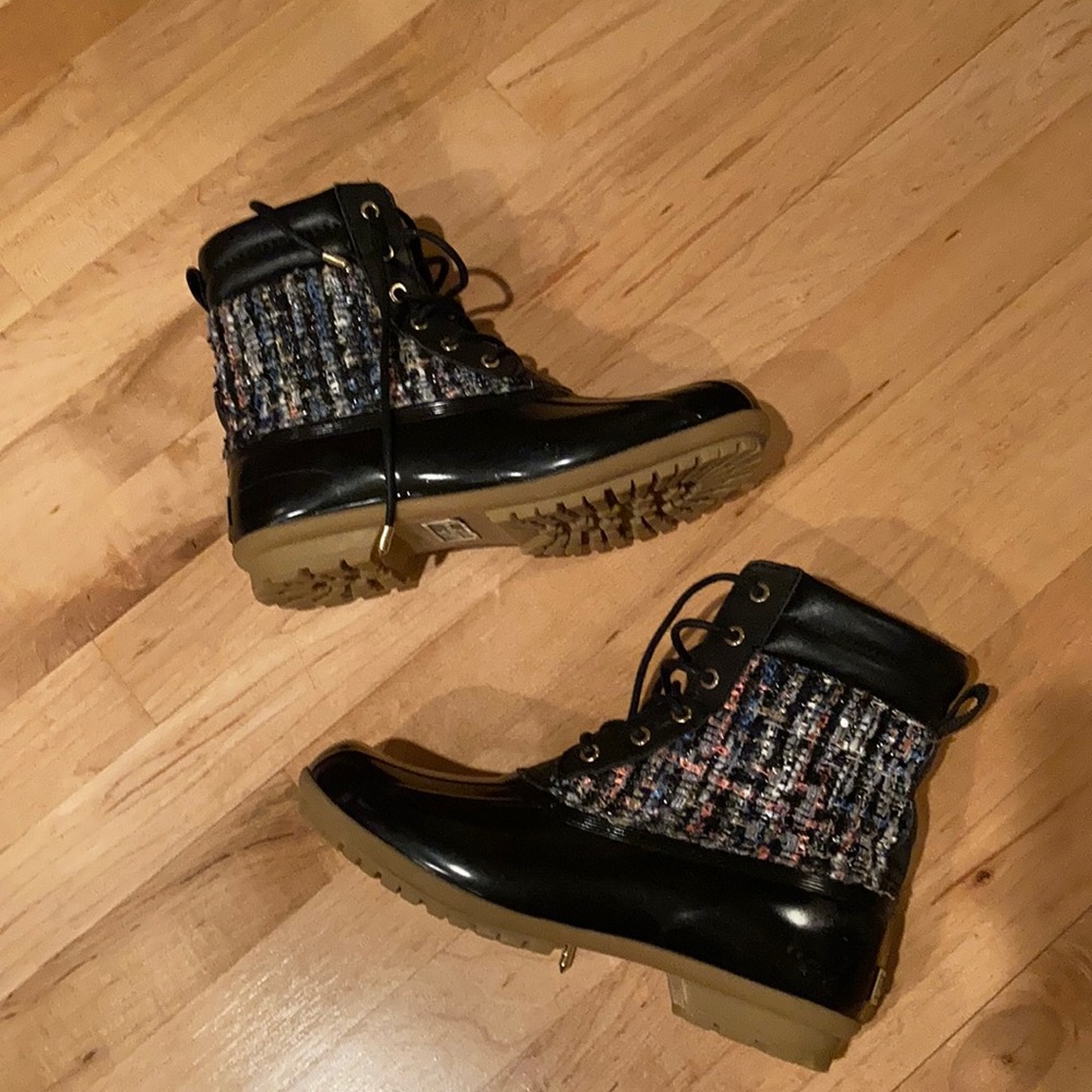 Like new Sam Edelman Caldwell duck rain boot